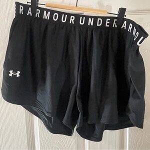 Under Armour Women's Athletic Black White Pocket Play Up 3.0 Shorts 2XL Workout